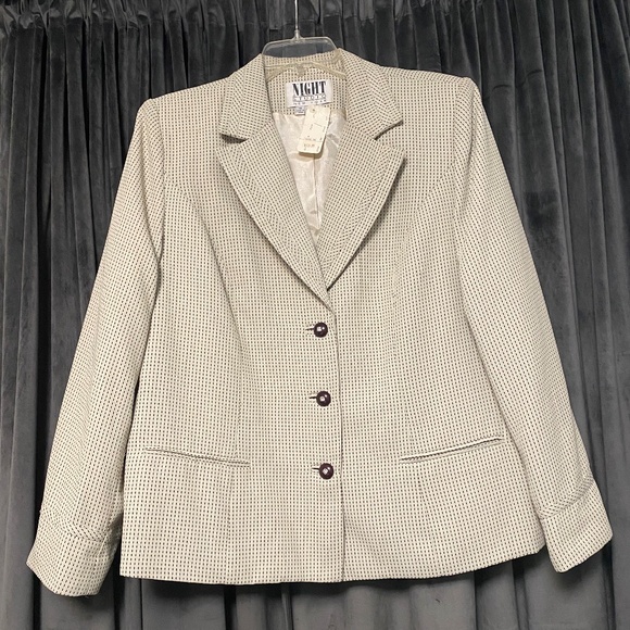 Night Studio NY Jackets & Blazers - Vintage women’s jacket blazer Night Studio beige tan fitted plus size 18 NWT